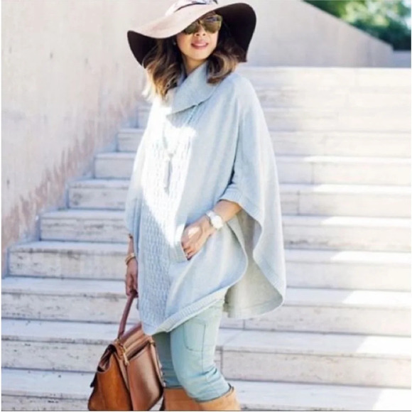 CAbi Glacier Cable Kit‎ Poncho Gray Pullover Sweater Size Small Style 3003 - Picture 3 of 12